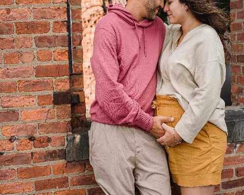 做代孕妈妈婴儿，到底要不要养囊？,合法代孕费用是多少_有谁做过供卵代孕妈妈代孕